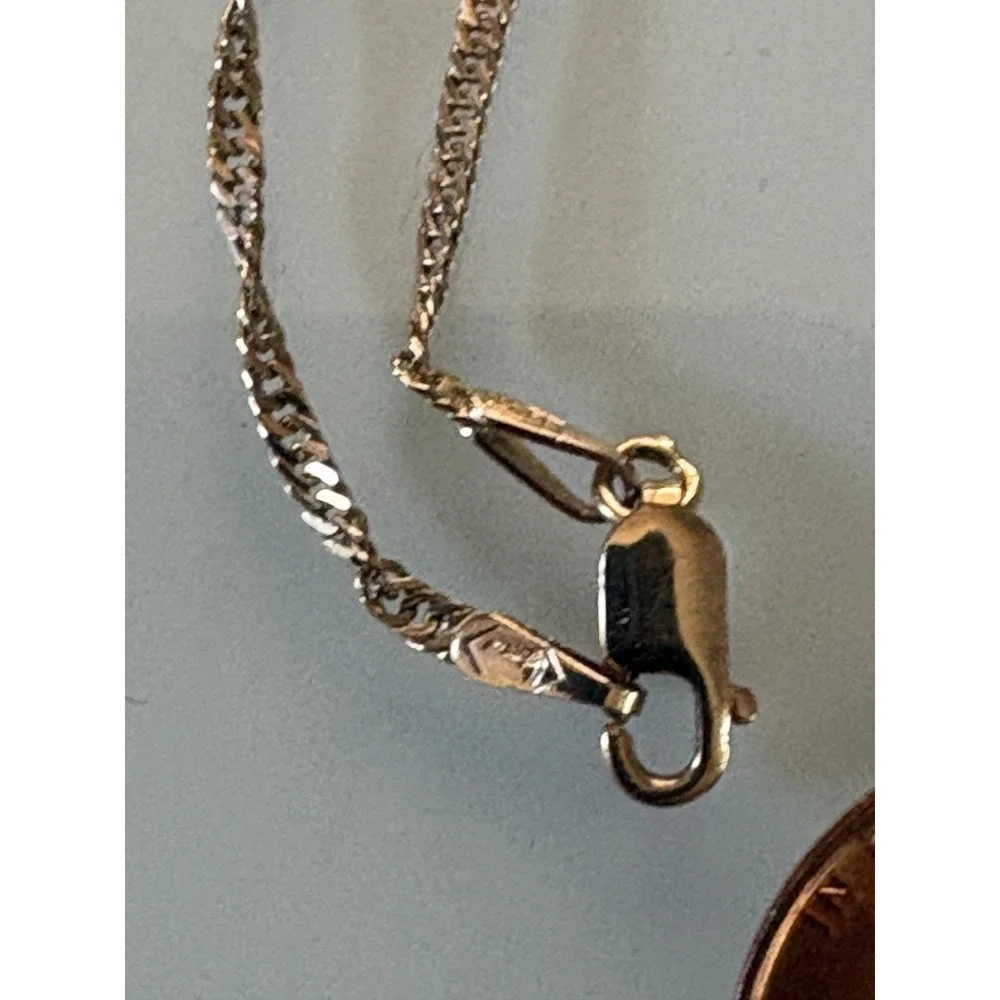 14k Gold Twisted Chain Necklace 2.22 Grams  18.5